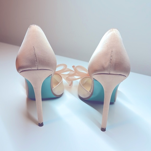 Betsy Johnson Shimmering Satin Heels with Bow detail - Picture 4 of 8